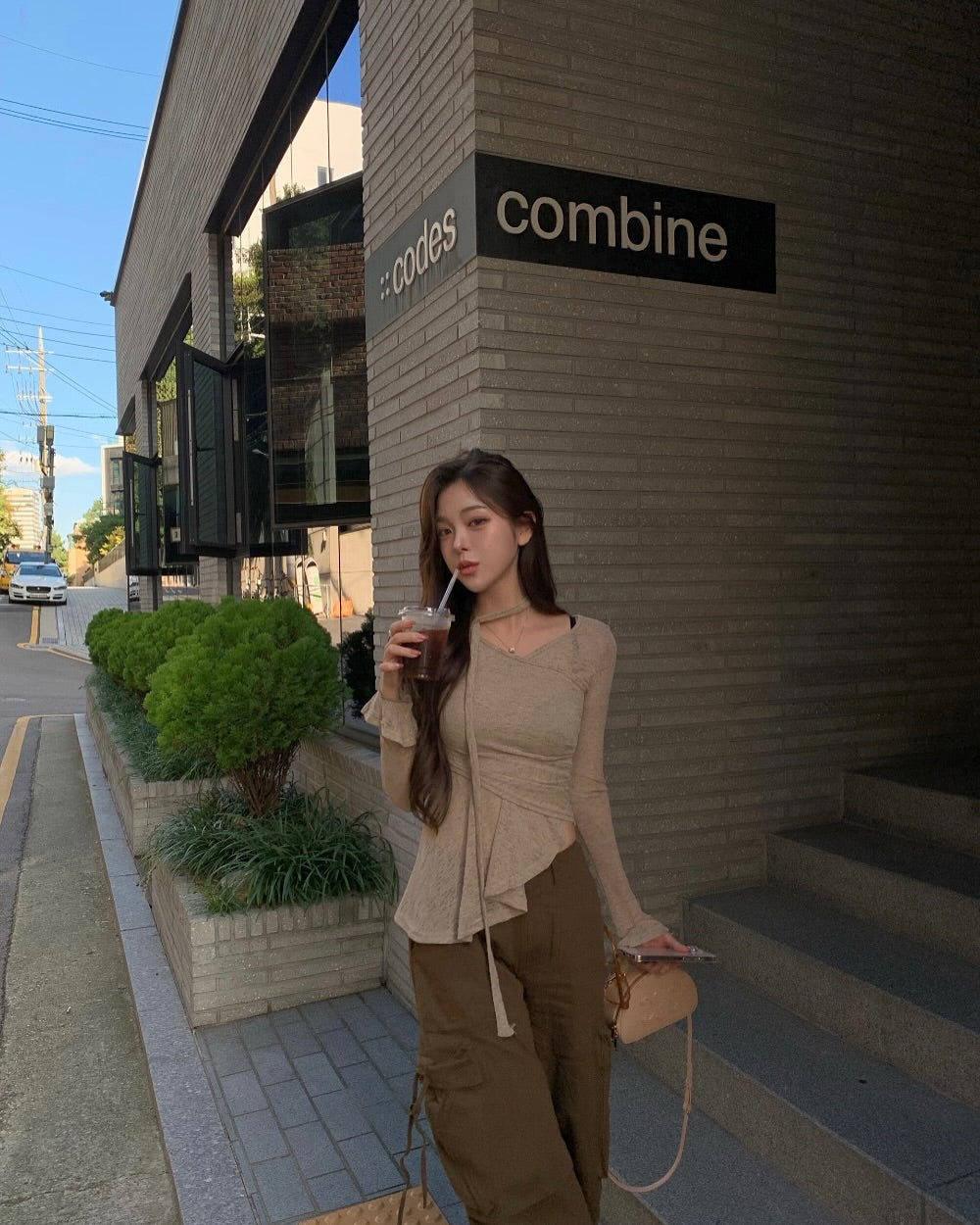 eliz tie top