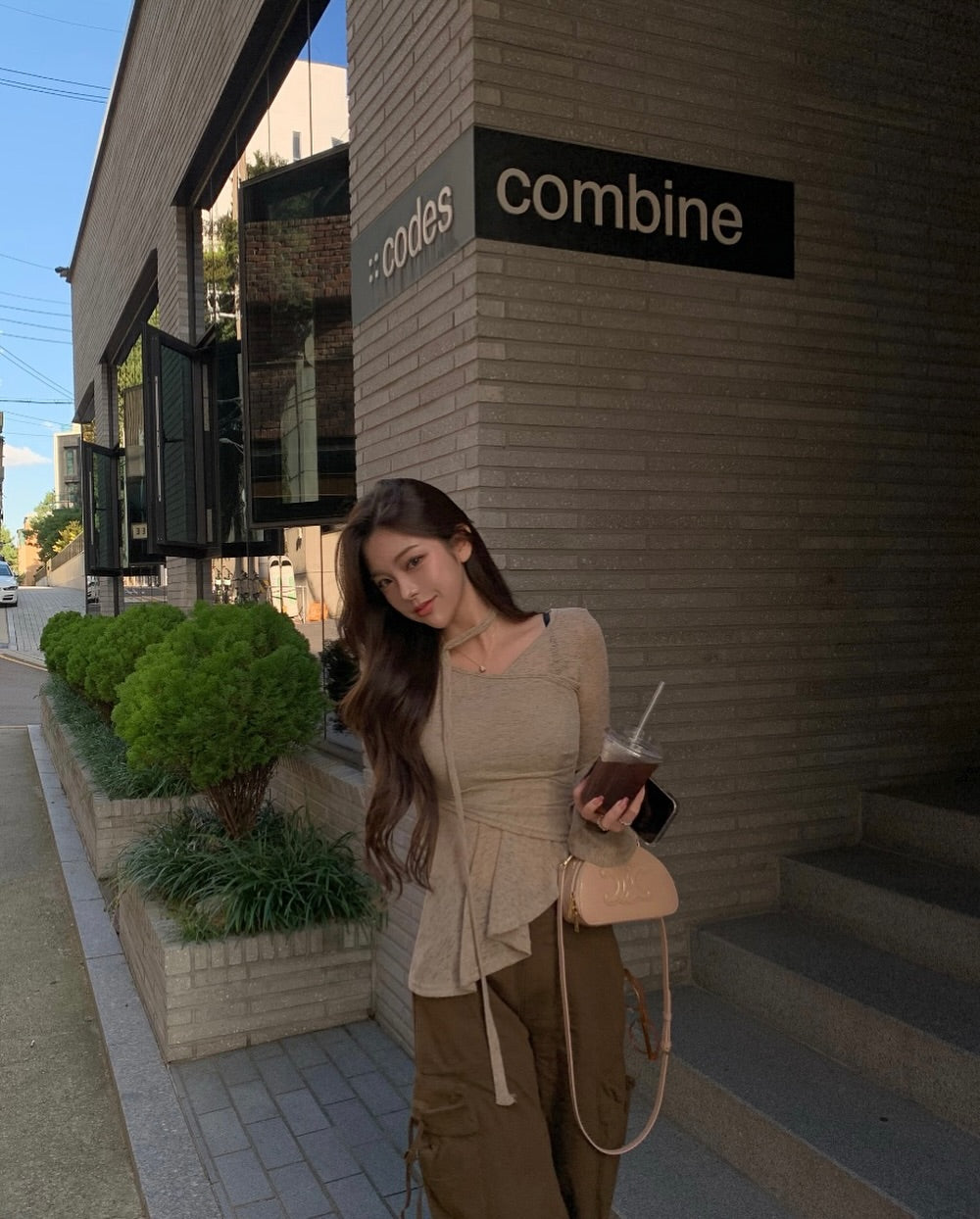 eliz tie top