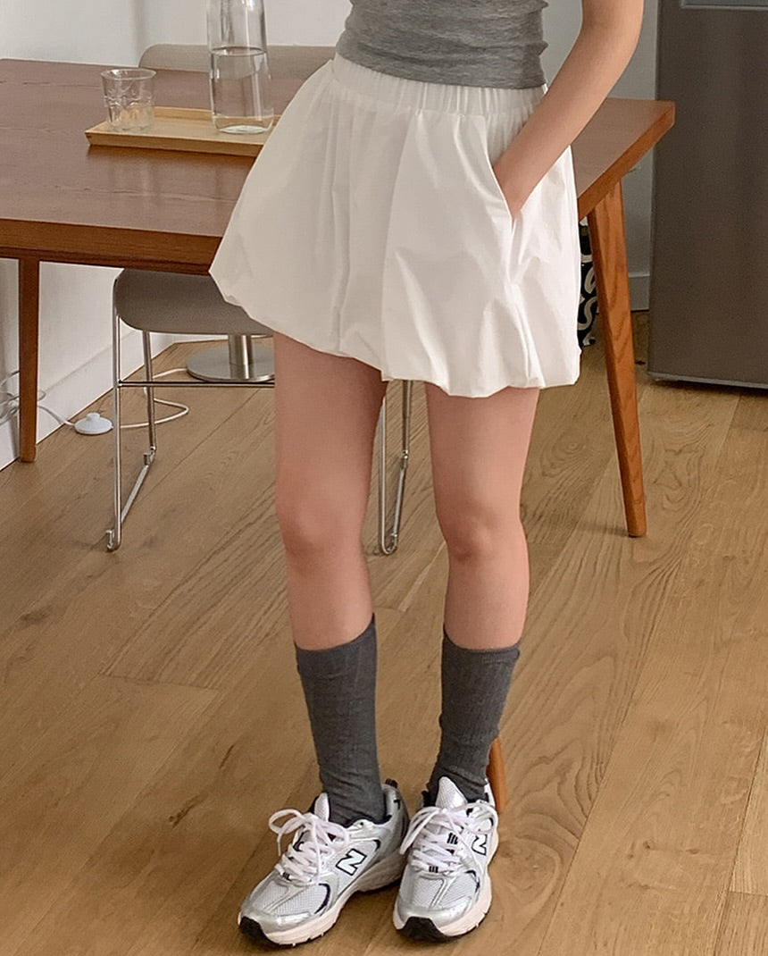 balloon pants