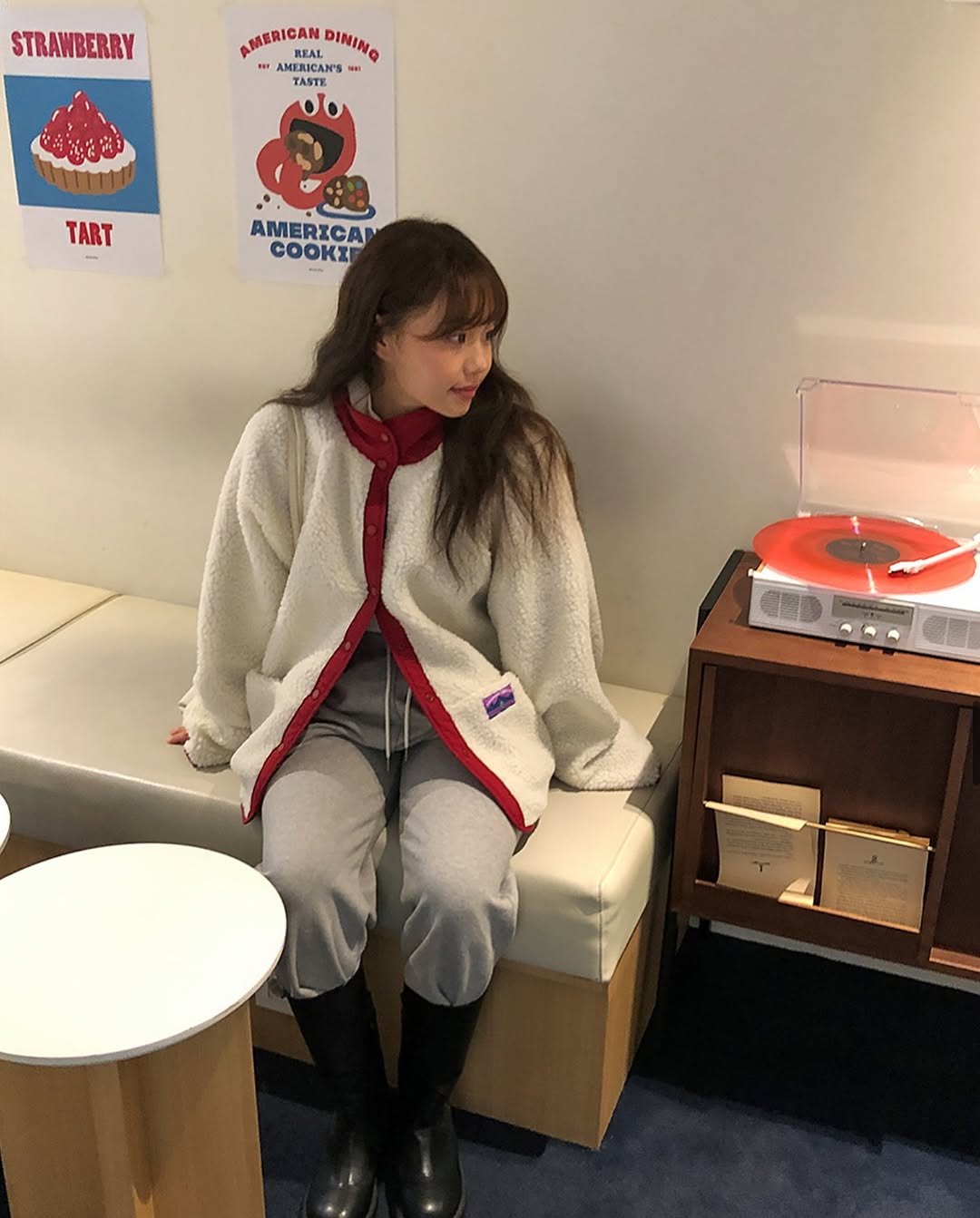 amiment fleece jumper