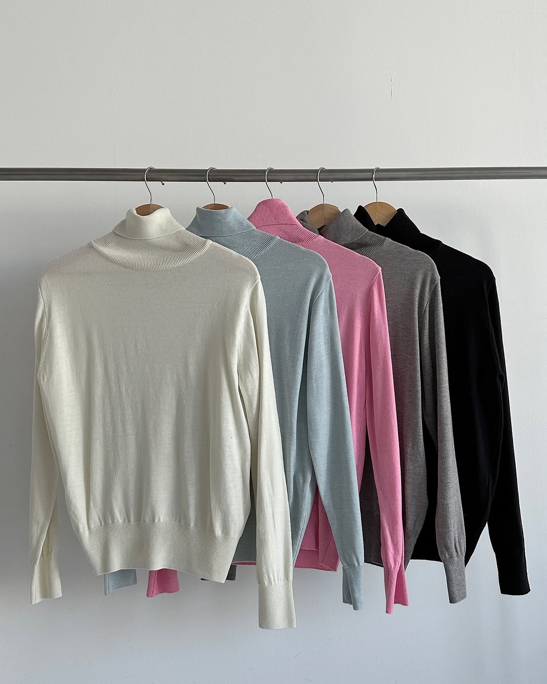 holy soft cashmere knit
