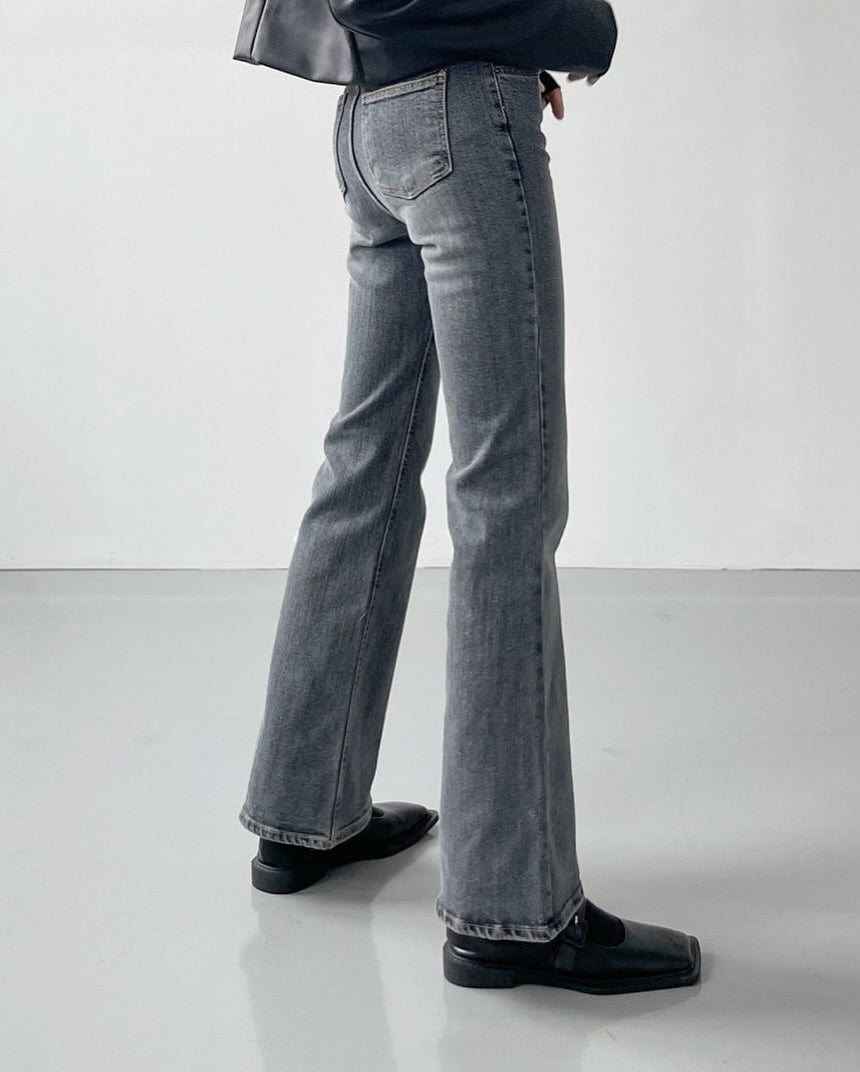 shae boot-cut pants (pre-order)
