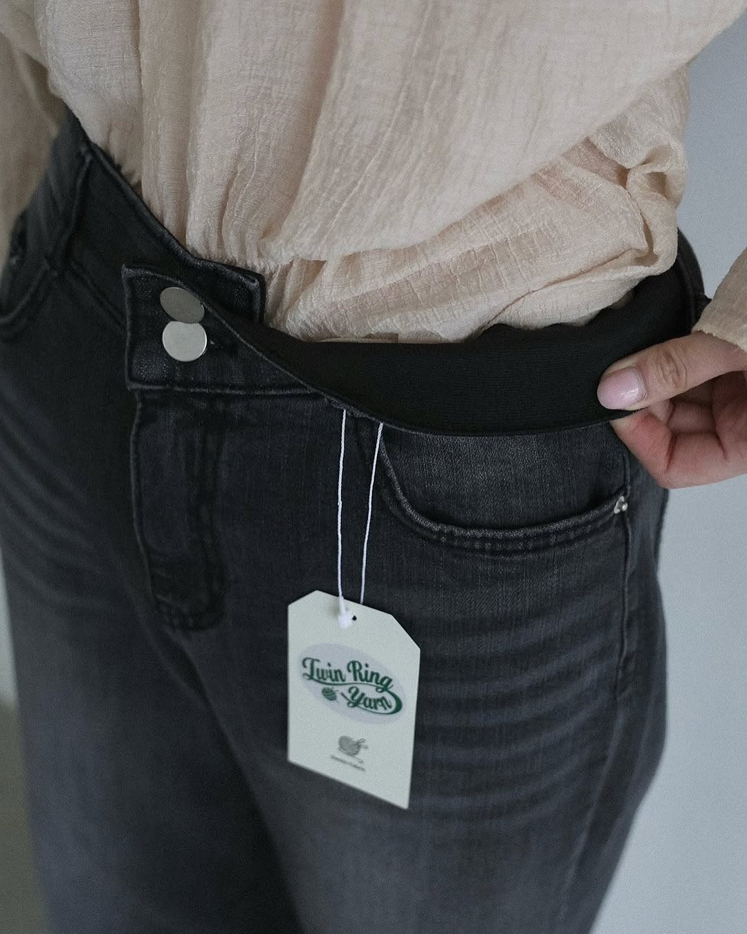 double button banding pants
