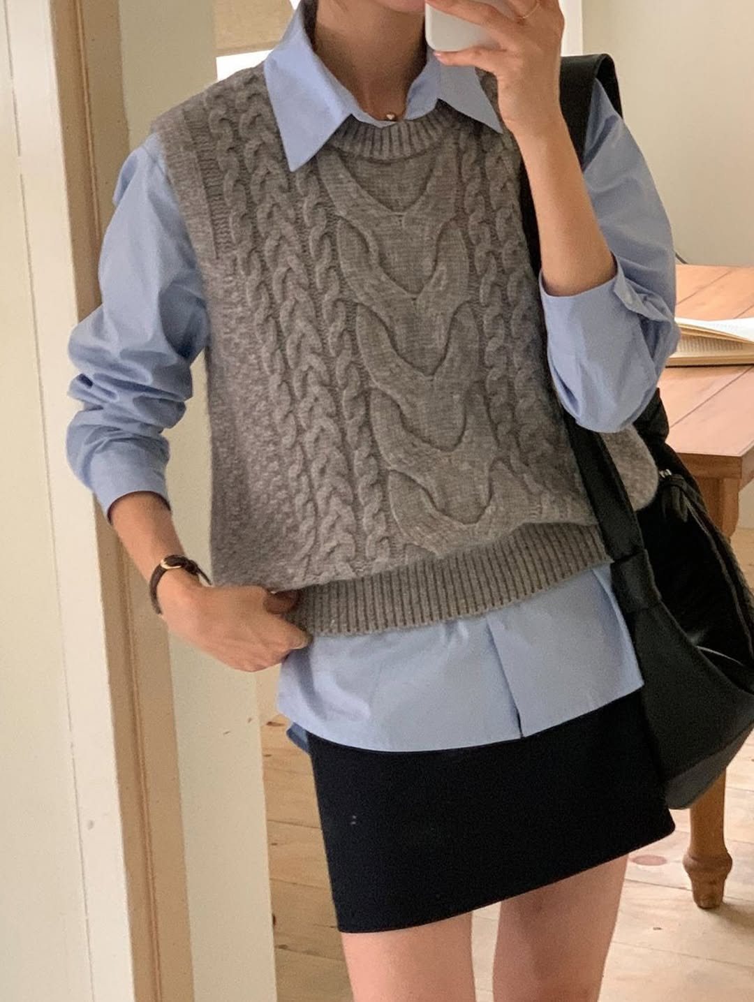leni knit vest