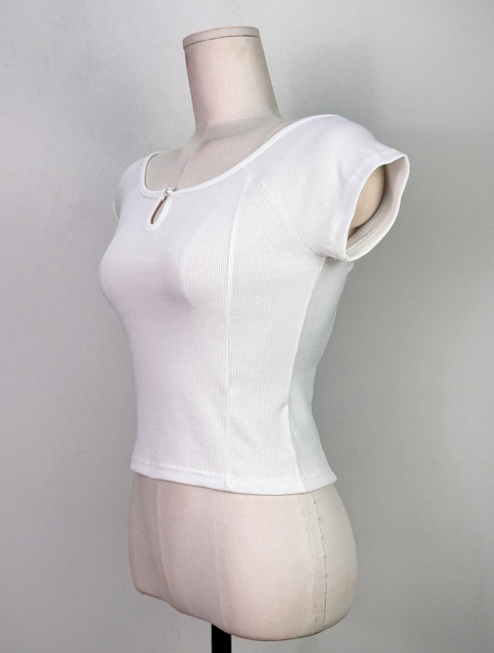 rene pearl button tee (pre-order)