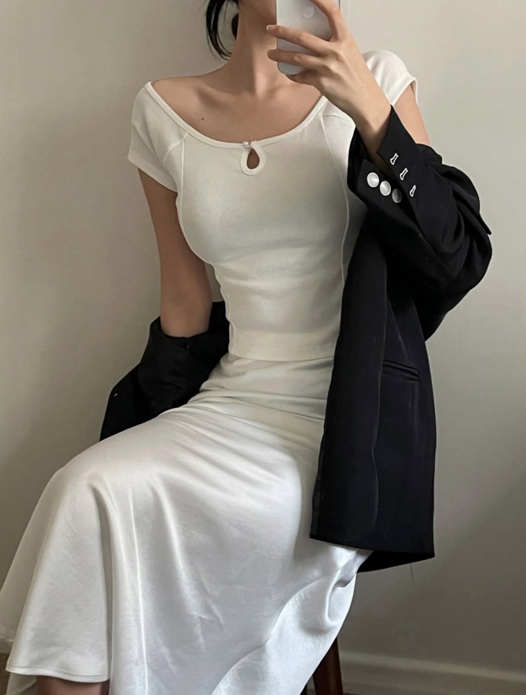 rene pearl button tee (pre-order)