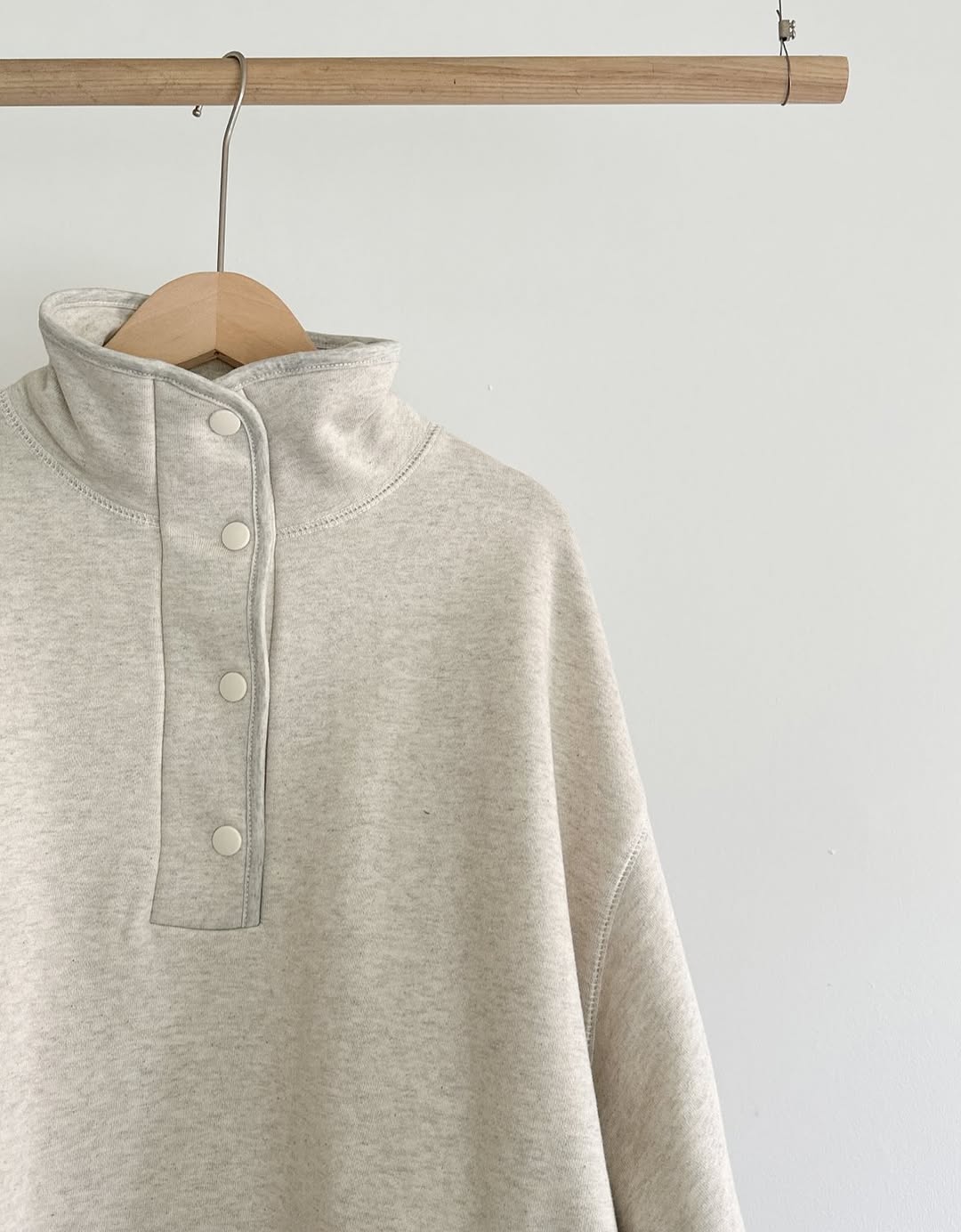 roman button top