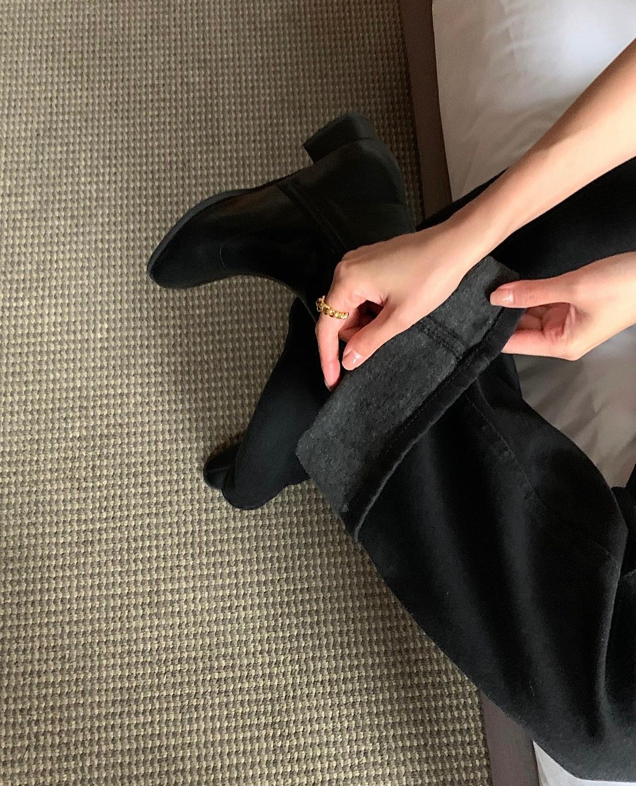 coma fleece pants ( boot-cut)