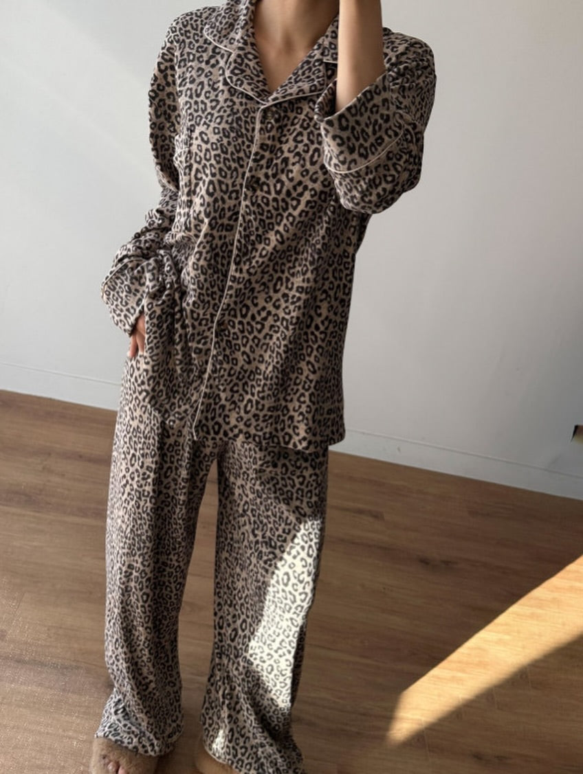 leo velvet homewear set