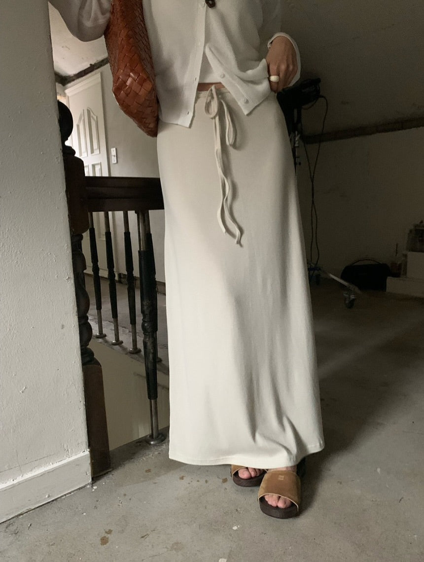 haileey long skirt (pre-order)