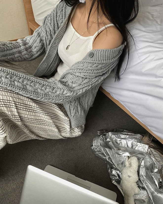 lona cardigan