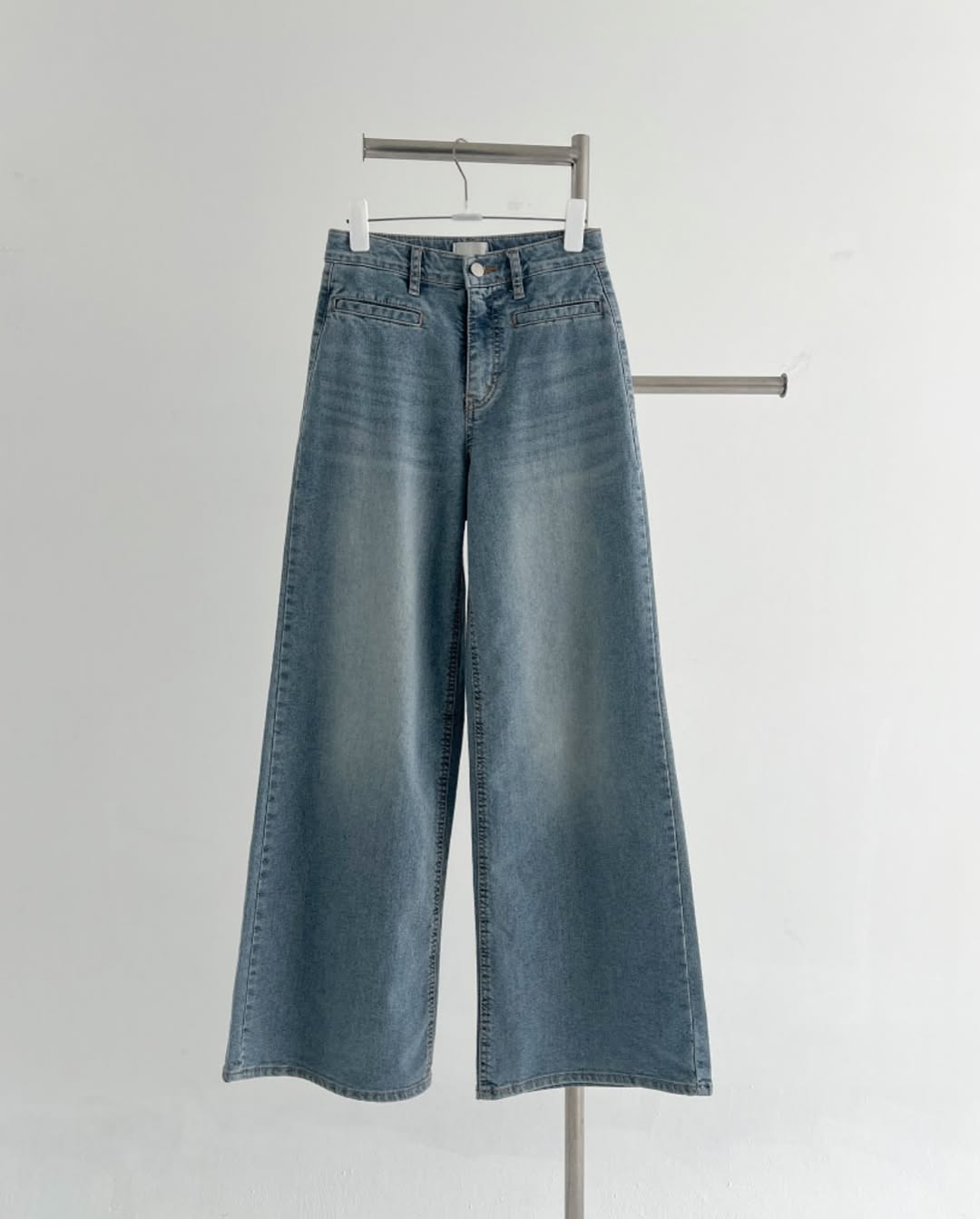 lip pocket banding pants (pre-order)