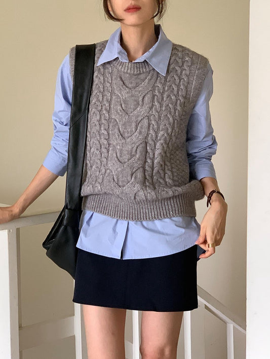 leni knit vest