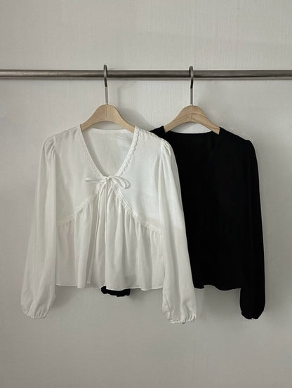 bell lace cotton blouse (pre-order)