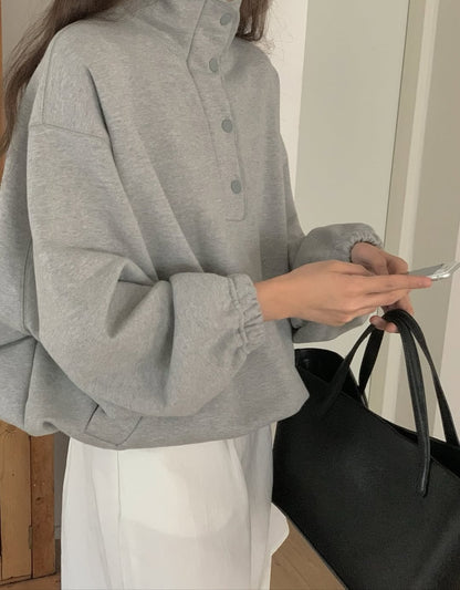 roman button top