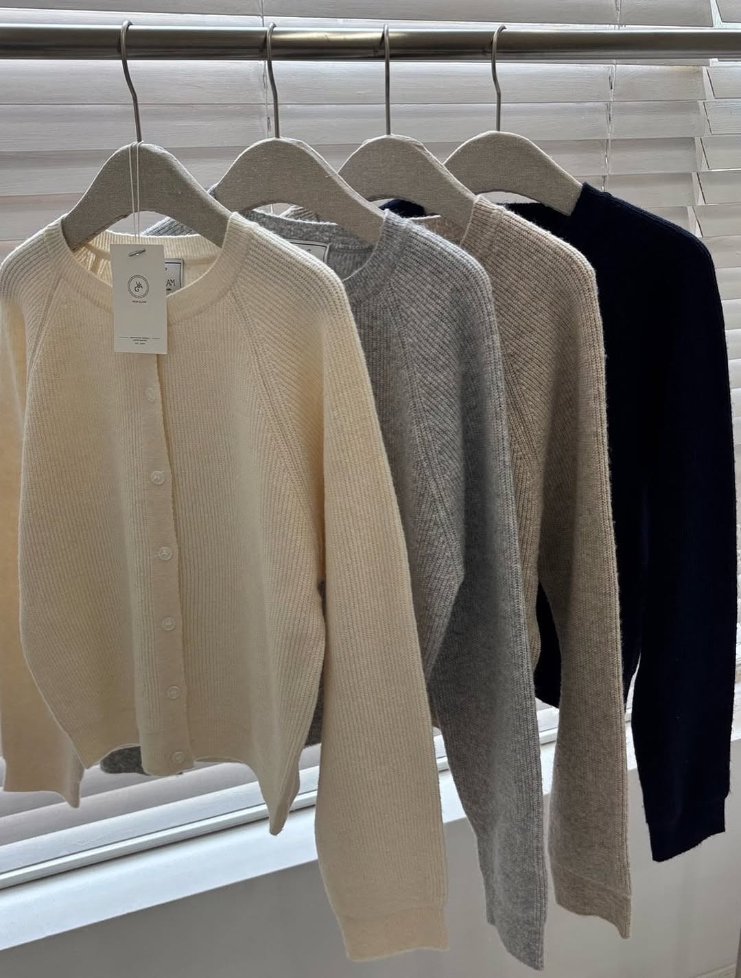 elka wool cardigan (pre-order)