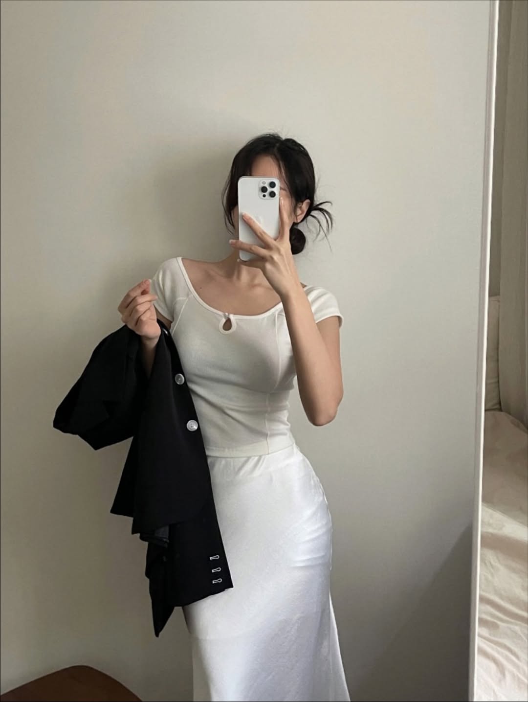 rene pearl button tee