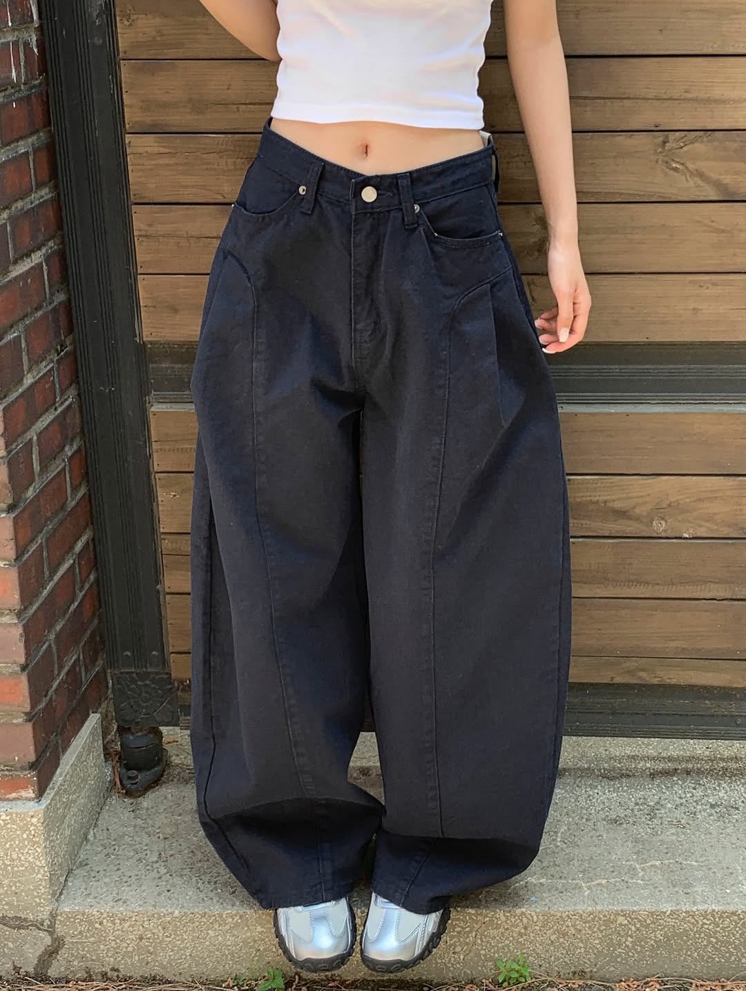 kiara barrel pants (pre-order)