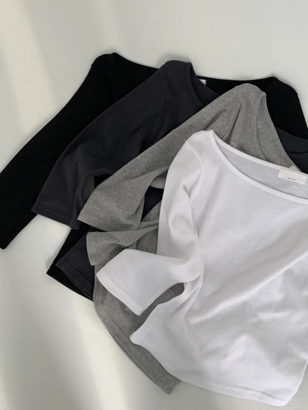 luna daily tee