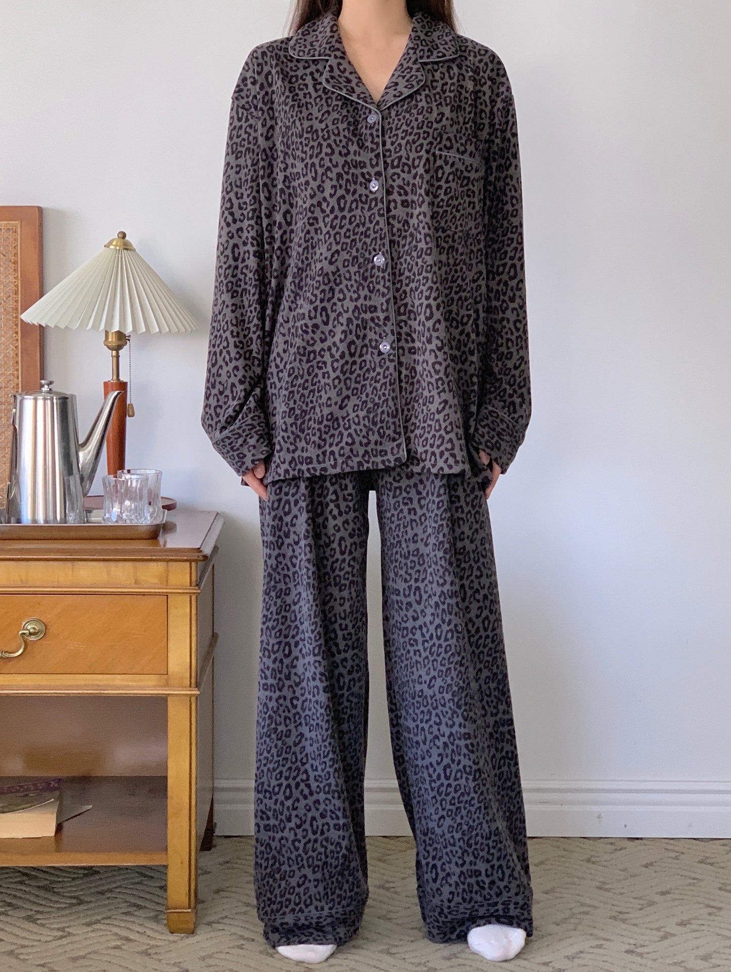 leo velvet homewear set