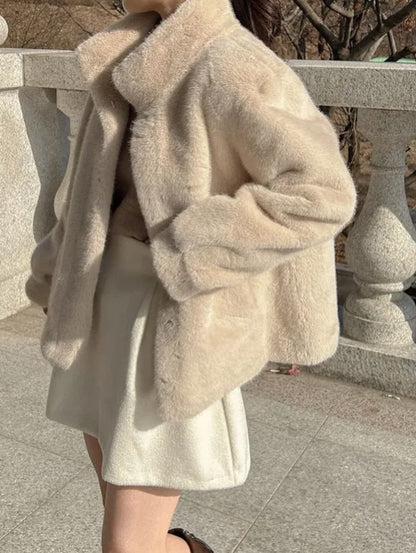 akia fur jacket