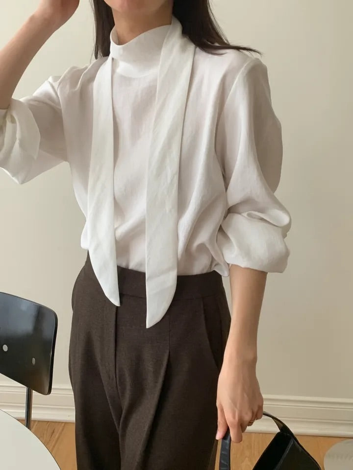 laud tie blouse