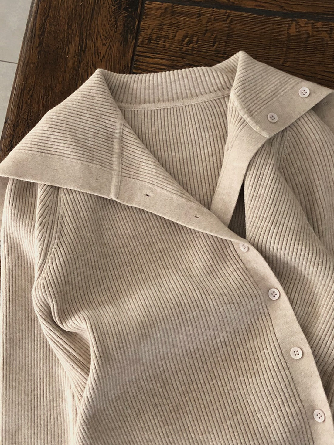 line button knit