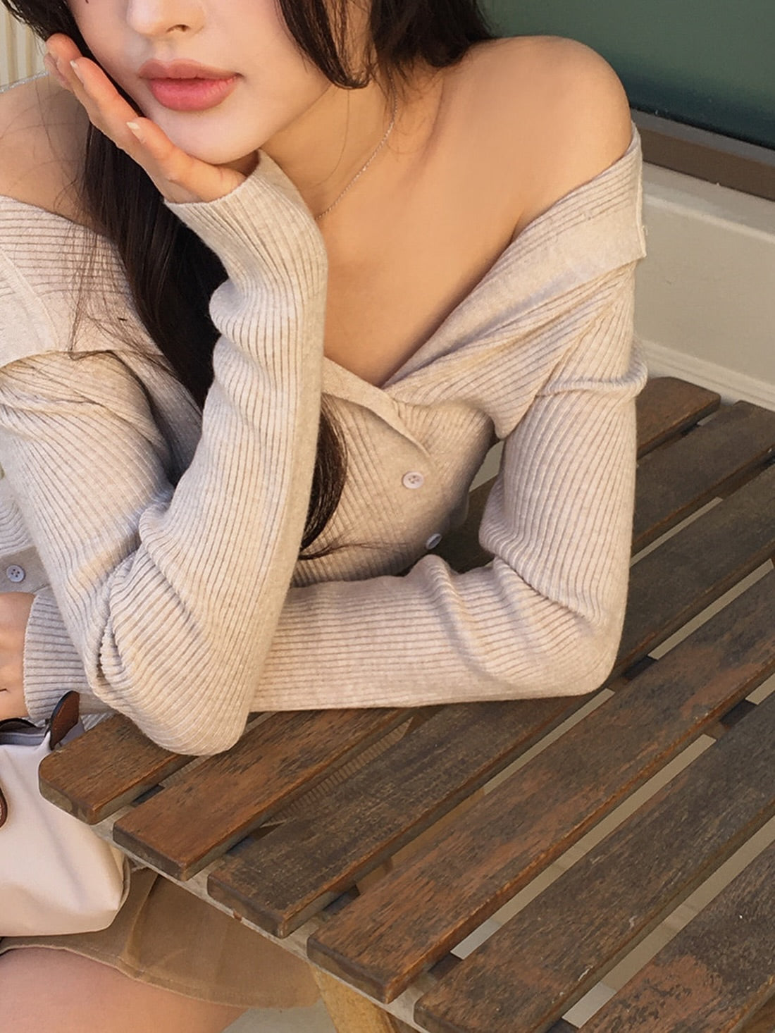 line button knit
