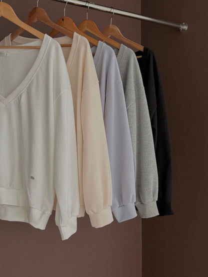 keisha deep v-neck top (pre-order)