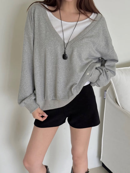 keisha deep v-neck top (pre-order)