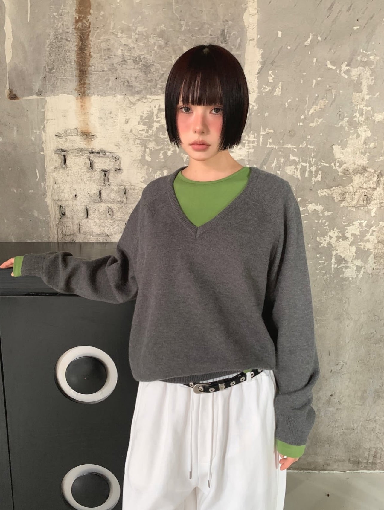 reina v-neck knit (pre-order)