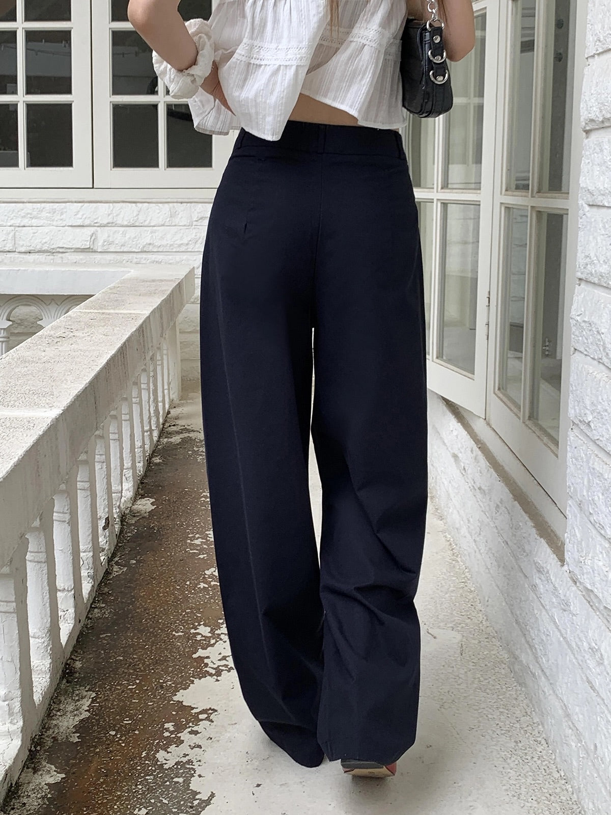 nora barrel cotton slacks (pre-order)