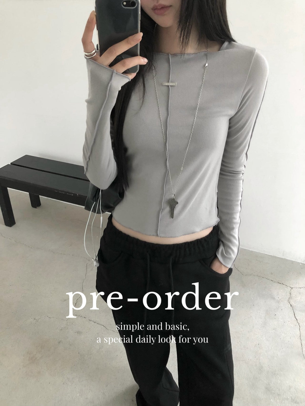 wave pendant tee (pre-order)