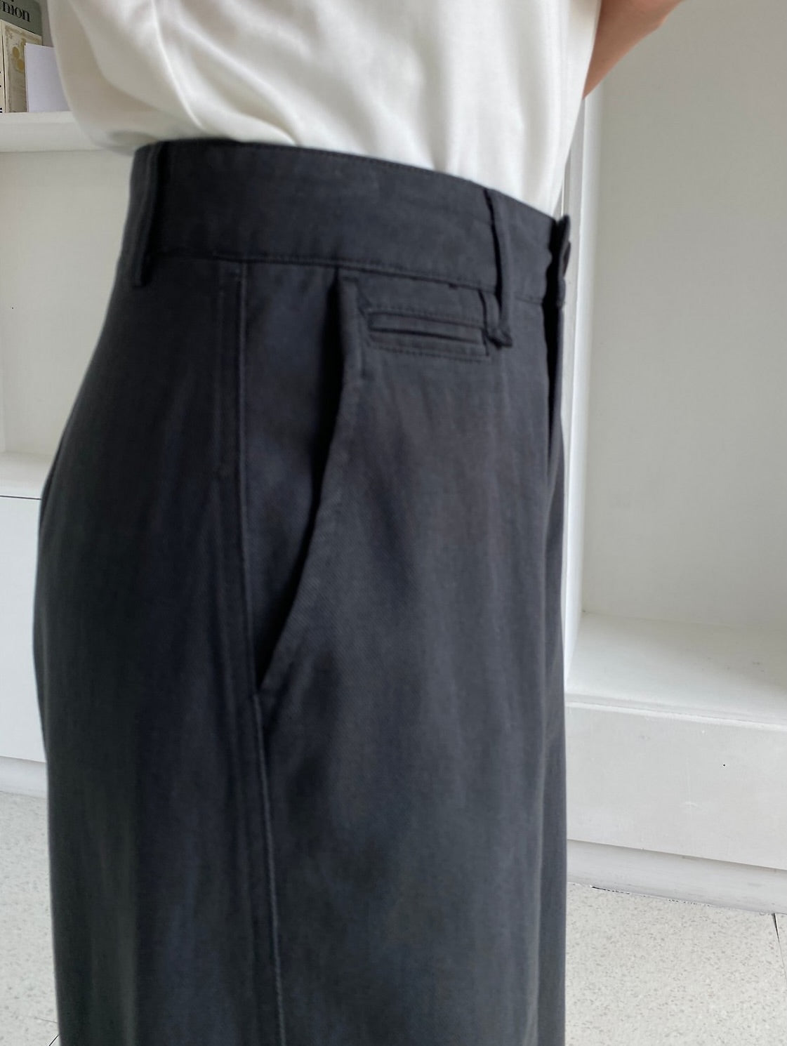 soft lip pocket pants (pre-order)