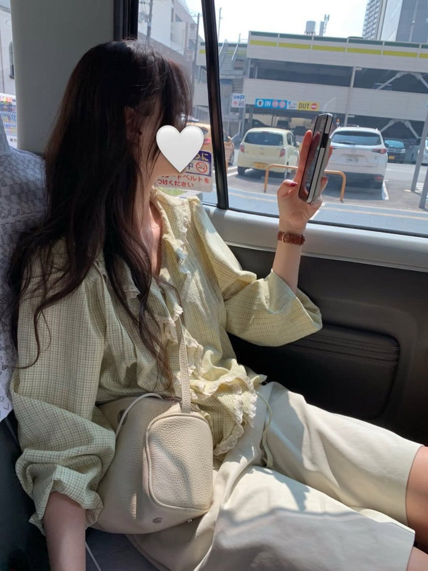 dain frill blouse