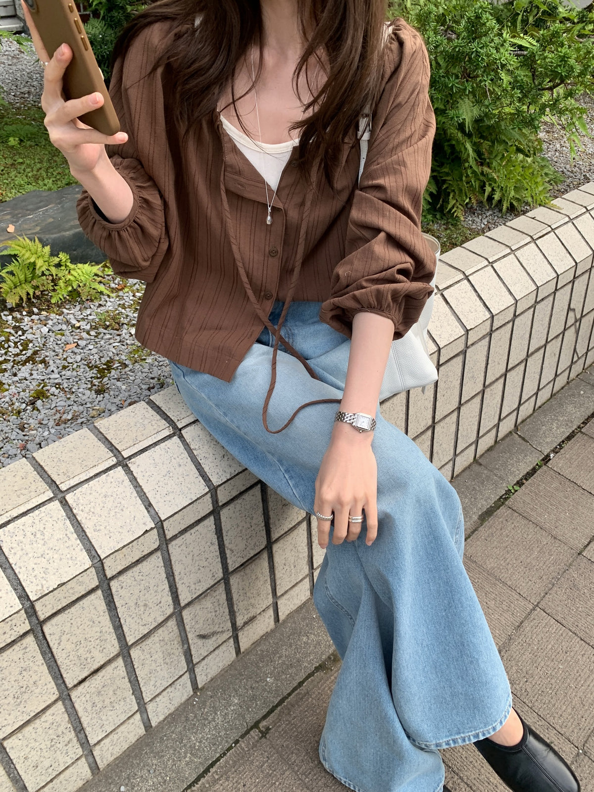 milky blouse