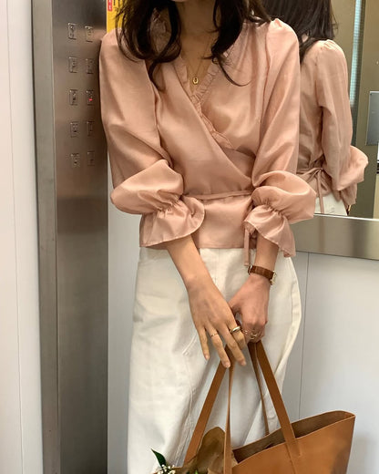 roman frill blouse