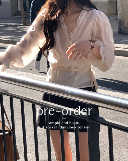 roman frill blouse